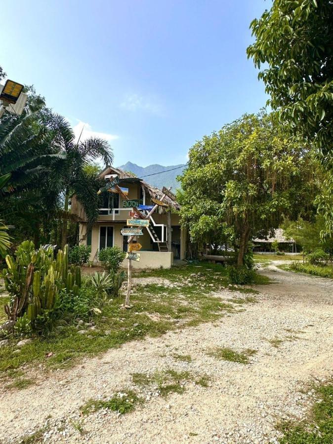 Homie Hava Homestay Ланґко Екстер'єр фото